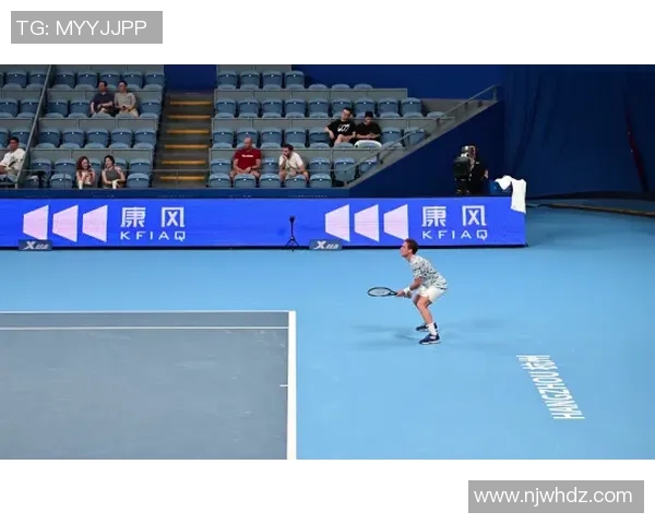 重庆网球队的拼搏之路：一段网球奋斗的真实纪实与心路历程