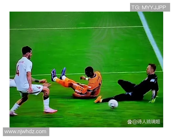 从巅峰到低谷迅速陨落的足球明星背后的故事与教训